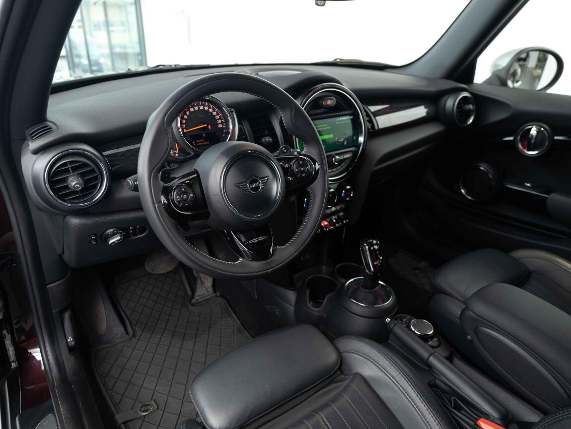 Mini Cooper Hatchback 2,0 l 141 kw