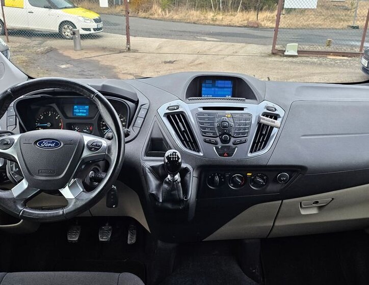 Ford Tourneo Custom VAN-Minibus 2,0 l 96 kw