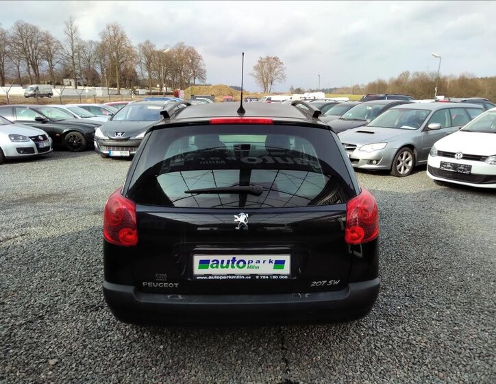 Peugeot 207 Kombi 1,4 l 70 kw