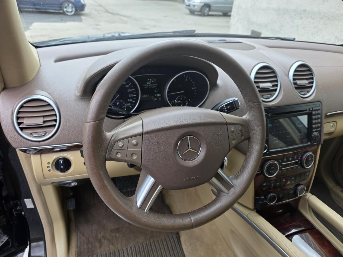Mercedes-Benz GL SUV / Terénní 3,0 l 165 kw