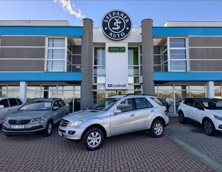 Mercedes-Benz Třídy M SUV 3,0 l 140 kw