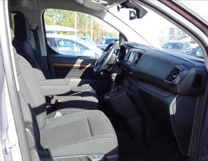 Toyota ProAce Verso 13