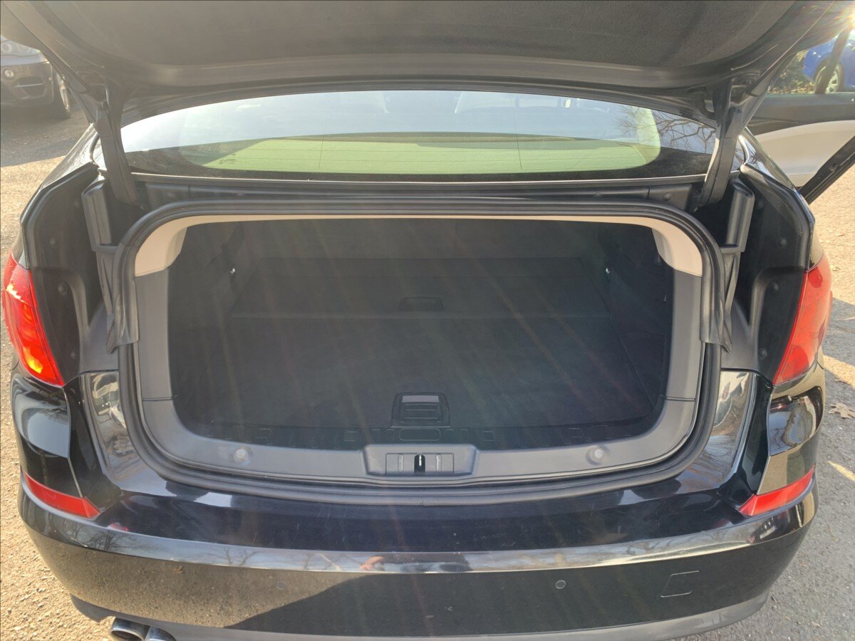 BMW Řada 5 Liftback 3,0 l 180 kw