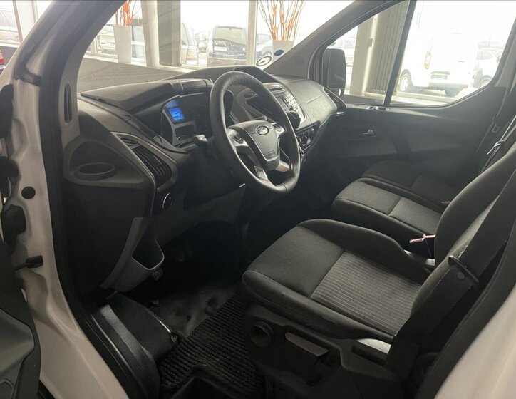 Ford Transit Custom Skříň 2,2 l 74 kw