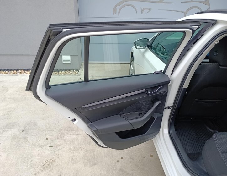 Škoda Octavia Kombi 2,0 l 85 kw