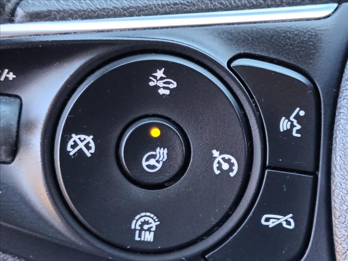 Opel Insignia Kombi 1,6 l 81 kw