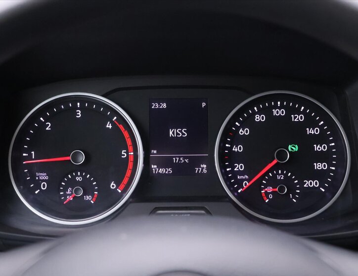 Volkswagen Crafter Skříň 2,0 l 103 kw