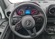 Mercedes-Benz Sprinter 10