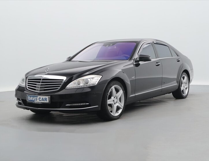Mercedes-Benz Třídy S Sedan / Limuzína 4,7 l 320 kw