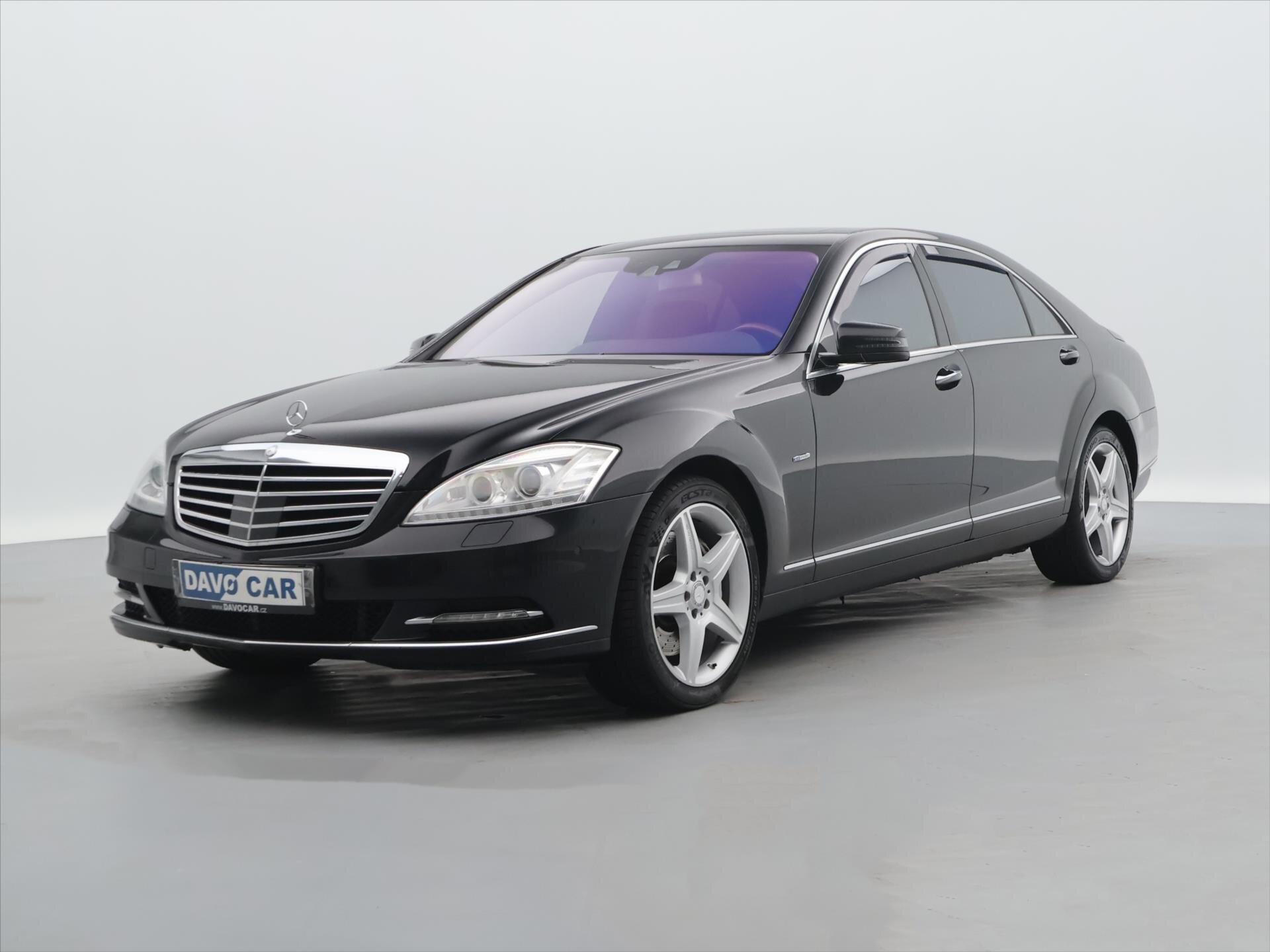Mercedes-Benz Třídy S Sedan / Limuzína 4,7 l 320 kw