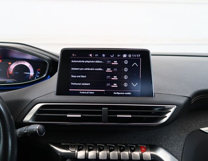 Peugeot 3008 SUV 2,0 l 110 kw