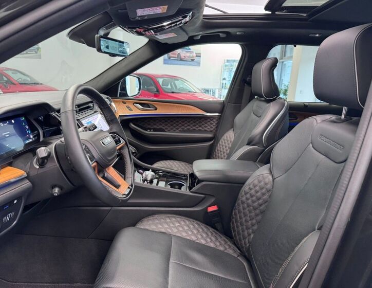 Jeep Grand Cherokee 6