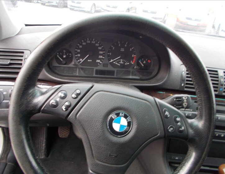 BMW Řada 3 Liftback 2,5 l 125 kw