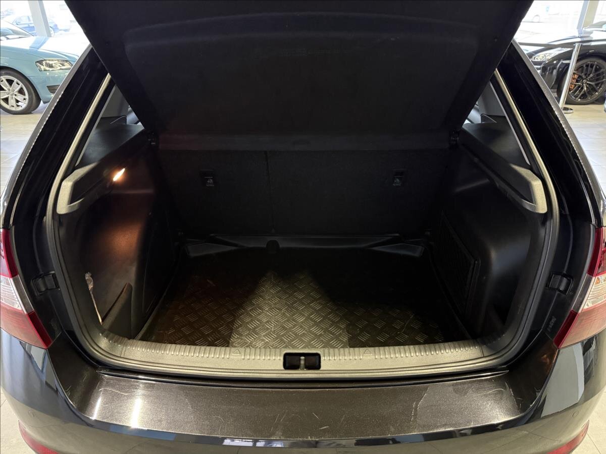 Škoda Rapid Hatchback 999,0 70 kw