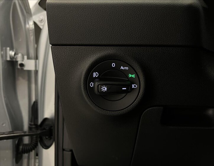 Škoda Karoq SUV 1,5 l 110 kw