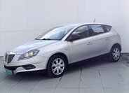 Lancia Delta Hatchback 1,6 l 88 kw