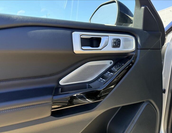 Ford Explorer SUV / Terénní 3,0 l 336 kw