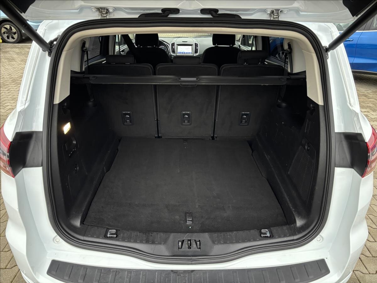 Ford S-MAX MPV 2,5 l 140 kw