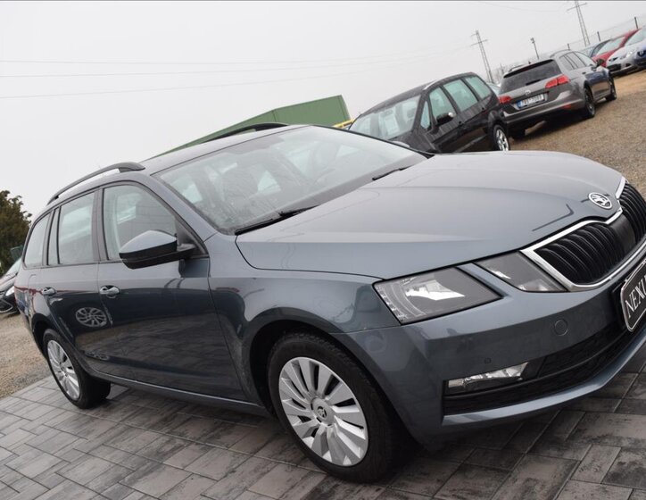 Škoda Octavia 4