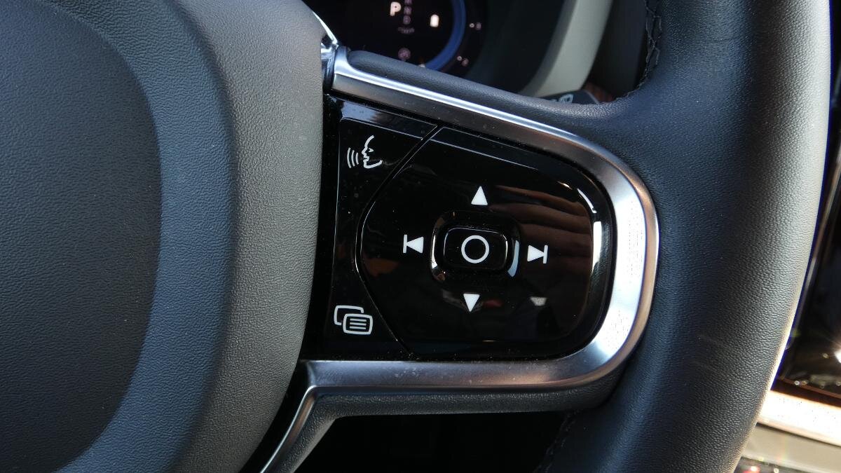 Volvo XC60 SUV / Terénní 2,0 l 145 kw