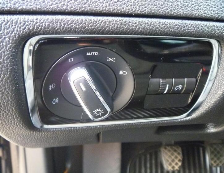 Škoda Superb Liftback 2,0 l 125 kw