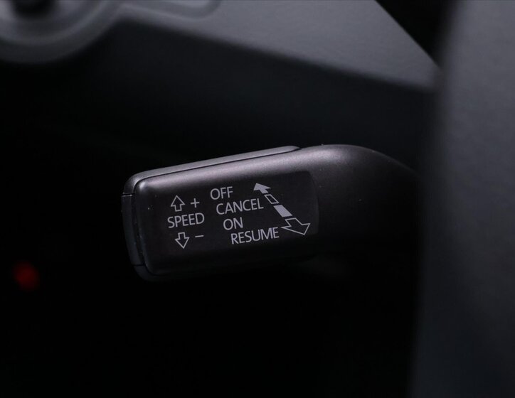 Volkswagen Passat Kombi 1,4 l 90 kw