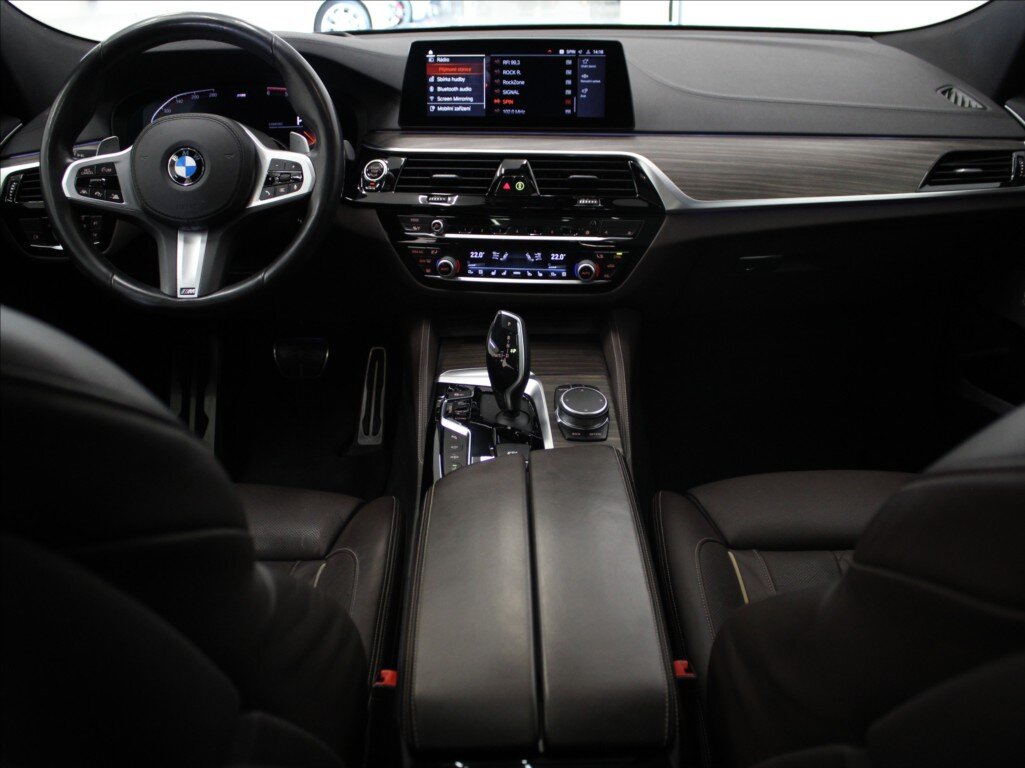 BMW Řada 6 Liftback 3,0 l 235 kw