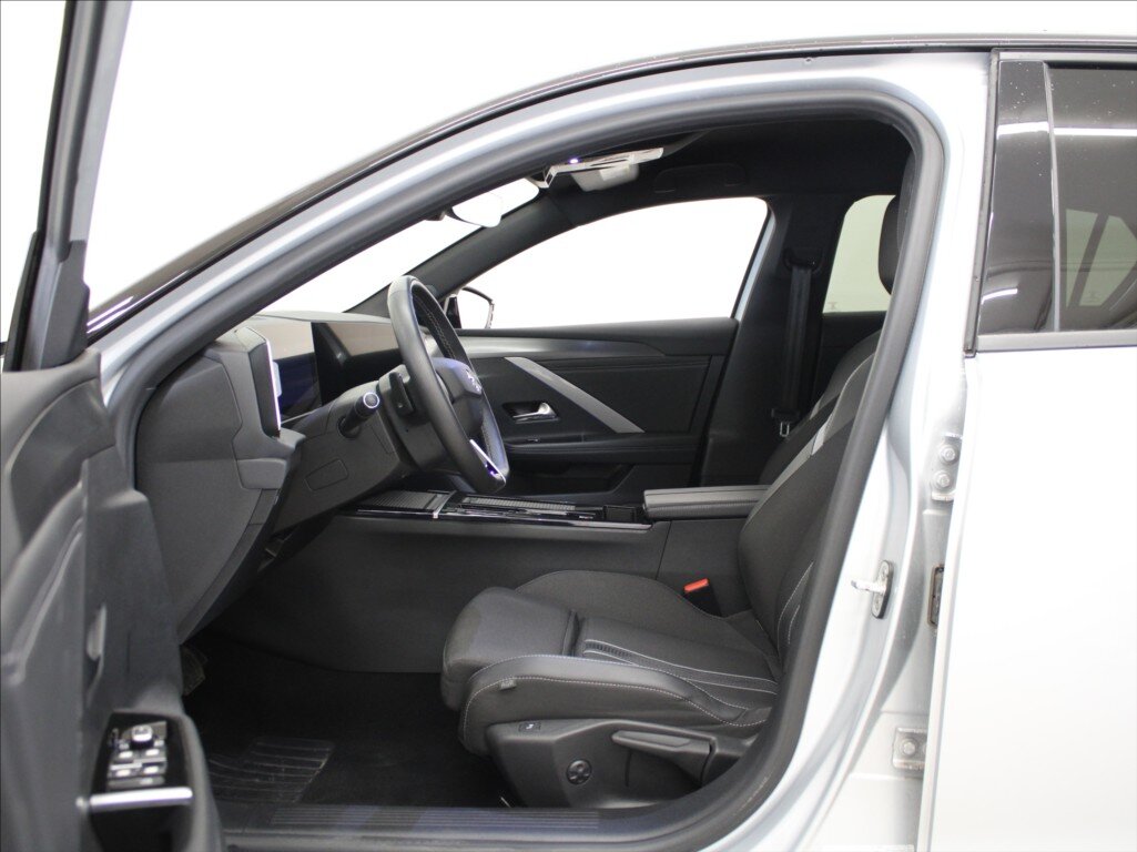 Opel Astra Hatchback 1,2 l 96 kw