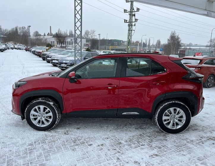 Toyota Yaris Cross SUV 1,5 l 68 kw