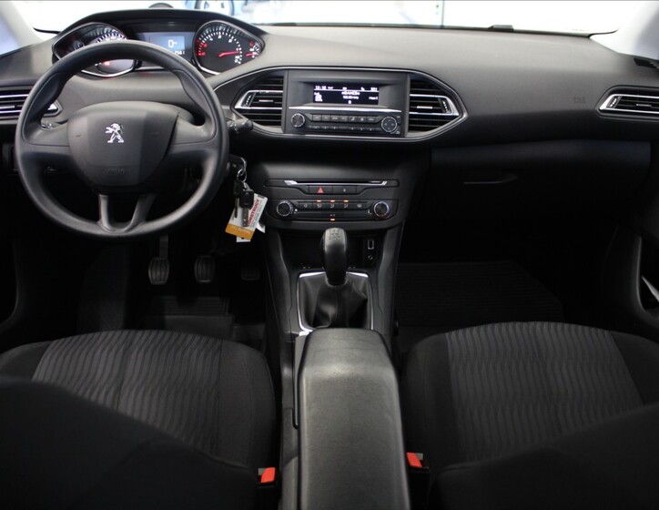 Peugeot 308 8