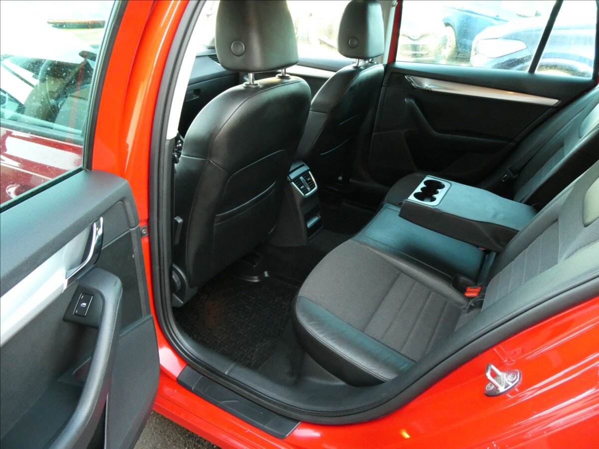 Škoda Octavia Kombi 1,6 l 77 kw