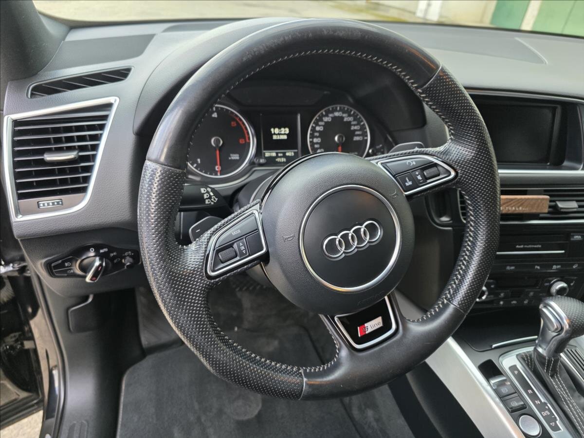 Audi Q5 SUV / Terénní 3,0 l 180 kw