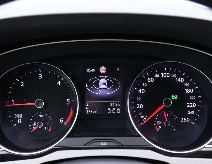 Volkswagen Passat Kombi 2,0 l 110 kw