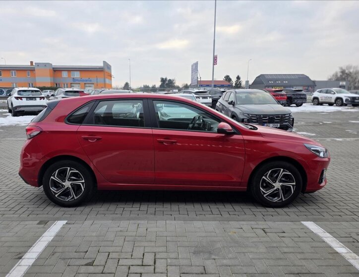 Hyundai i30 Hatchback 1,5 l 80 kw