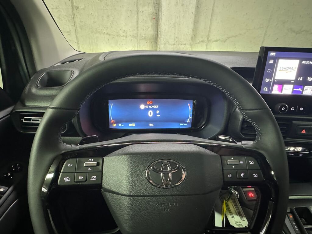 Toyota ProAce City Verso MPV 1,5 l 96 kw