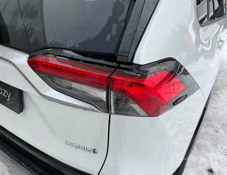 Toyota RAV4 SUV 2,5 l 131 kw