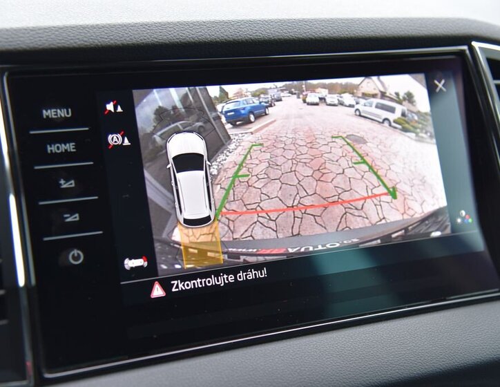 Škoda Karoq SUV / Terénní 1,5 l 110 kw