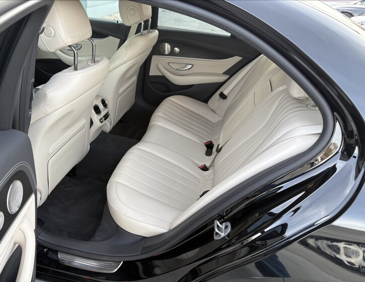 Mercedes-Benz Třídy E 29