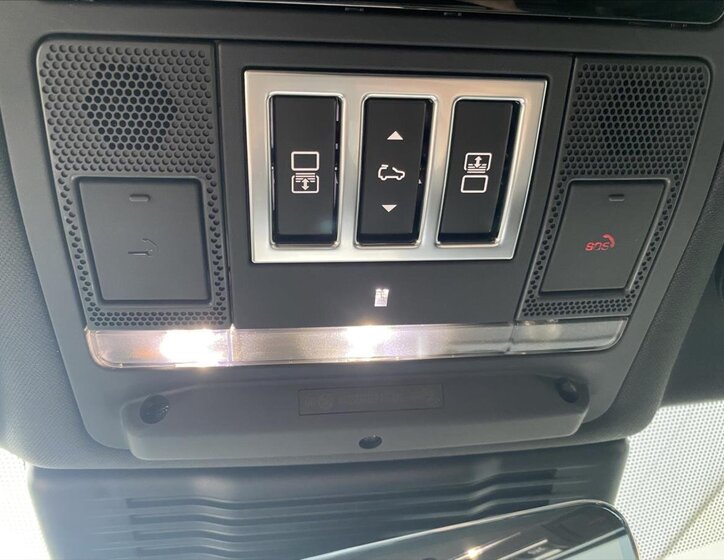 Land Rover Discovery 14