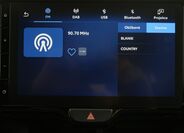 Toyota Yaris Cross 18