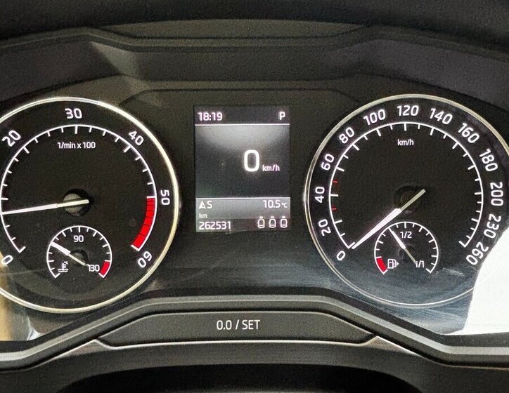 Škoda Superb Kombi 0,0 140 kw