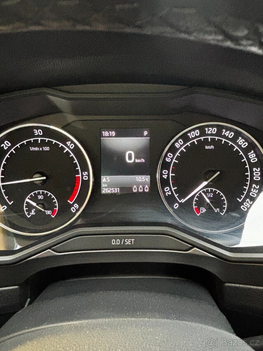 Škoda Superb Kombi 0,0 140 kw