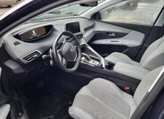 Peugeot 5008 SUV 1,5 l 96 kw