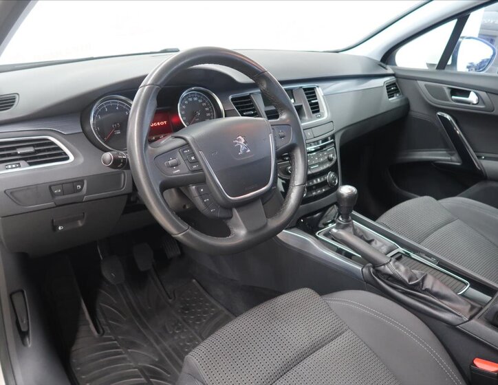 Peugeot 508 11