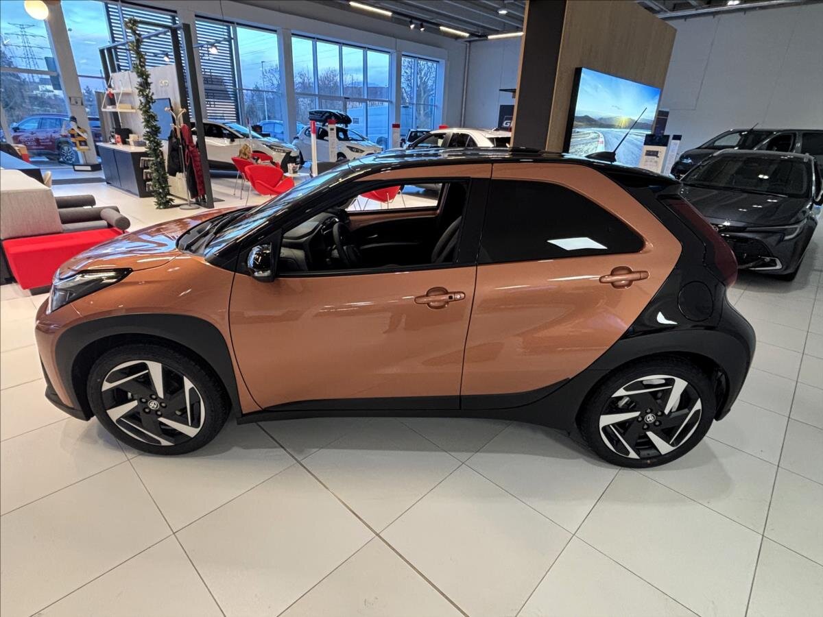 Toyota Aygo Hatchback 1,5 l 85 kw