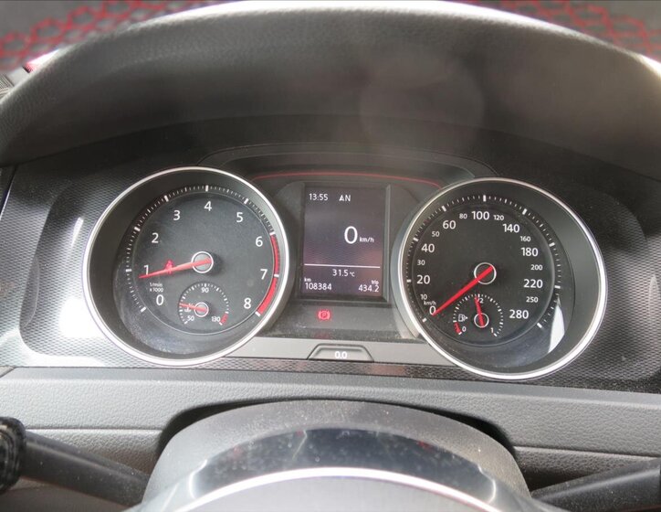 Volkswagen Golf Hatchback 2,0 l 162 kw