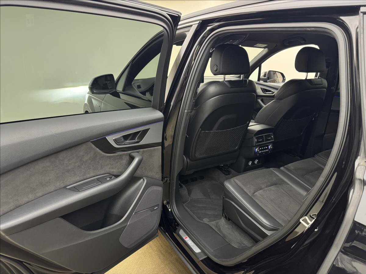 Audi SQ7 SUV / Terénní 4,0 l 320 kw