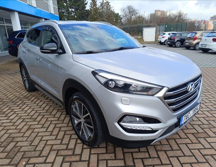 Hyundai Tucson SUV / Terénní 2,0 l 100 kw