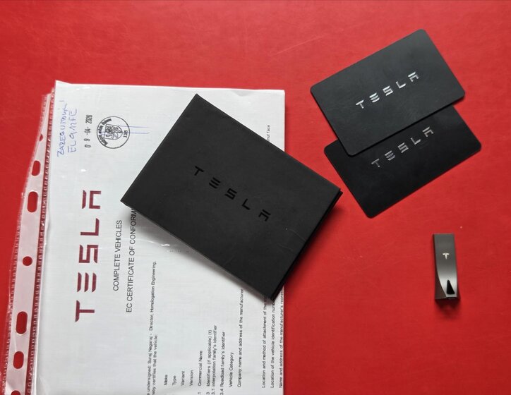 Tesla Model Y SUV / Terénní 0,0 378 kw