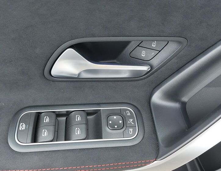 Mercedes-Benz CLA 23